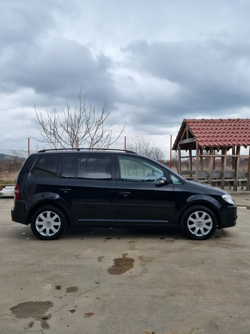 VW Touran 1.9tdi 105к.с, снимка 4 - Автомобили и джипове - 48953841