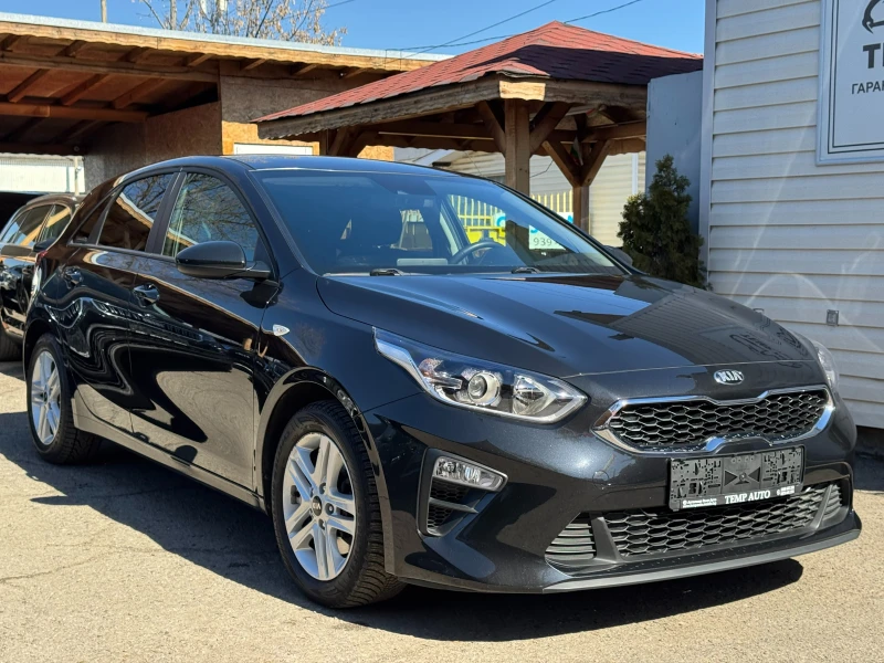 Kia Ceed 1.4I* 99к.с* 6ск* LED* СЕРВИЗНА КНИЖКА С ПЪЛНА ИСТ, снимка 3 - Автомобили и джипове - 49544913