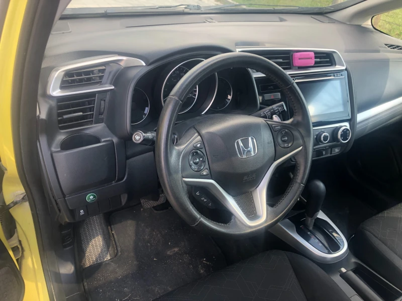 Honda Jazz 1.5, снимка 13 - Автомобили и джипове - 49548682