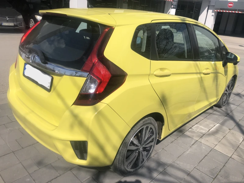 Honda Jazz 1.5, снимка 8 - Автомобили и джипове - 49548682