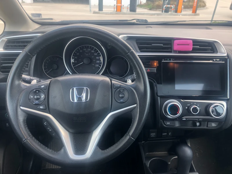 Honda Jazz 1.5, снимка 14 - Автомобили и джипове - 49548682