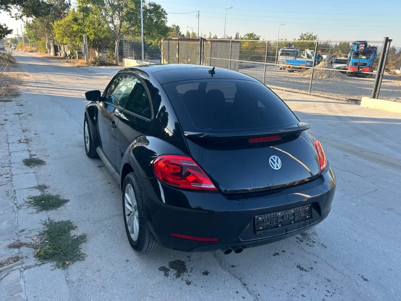 VW New beetle VW New Beetle1.8-170kc Avtomat na 49000km, снимка 6 - Автомобили и джипове - 51529912