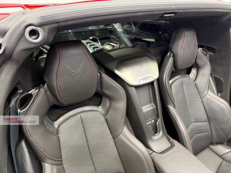 Chevrolet Corvette 2021* STINGRAY* 3LT* TARGA* 6035 KM, снимка 12 - Автомобили и джипове - 52494419