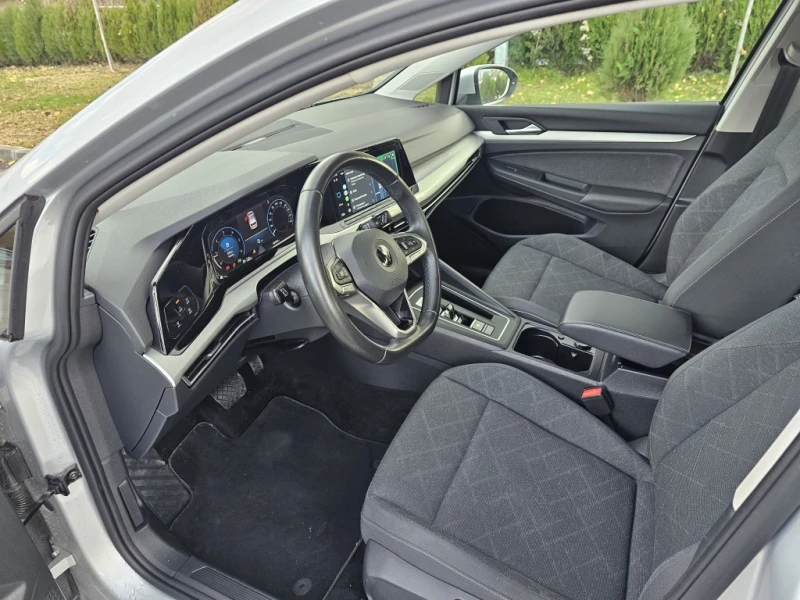VW Golf 2.0TDI Life+ , снимка 11 - Автомобили и джипове - 52598437