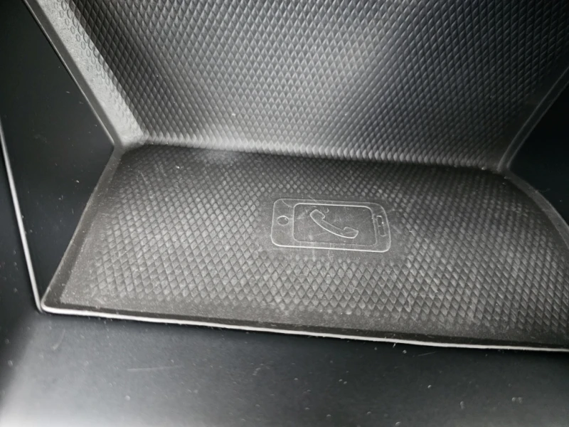 VW Golf 2.0TDI Life+ , снимка 17 - Автомобили и джипове - 52598437