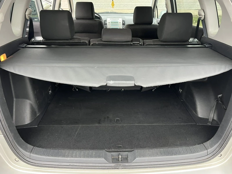 Toyota Corolla verso 2.2 D4D 136к 6 СКОРОСТИ КЛИМАТРОНИК АВТОПИЛОТ, снимка 14 - Автомобили и джипове - 52643685