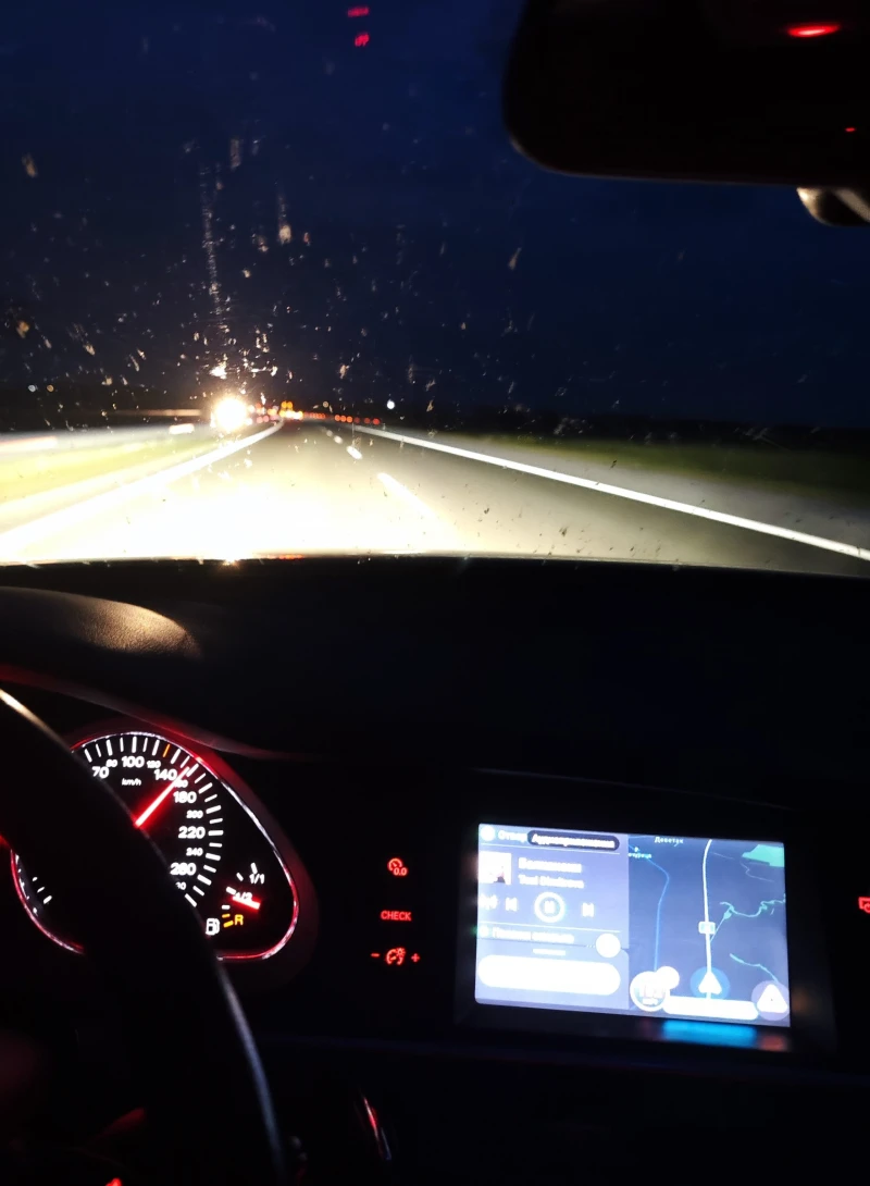 Audi A6 4.2 V8, снимка 12 - Автомобили и джипове - 52842045