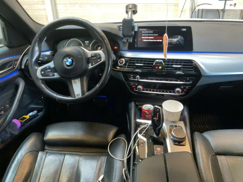 BMW 530E M Sport, снимка 12 - Автомобили и джипове - 53509350