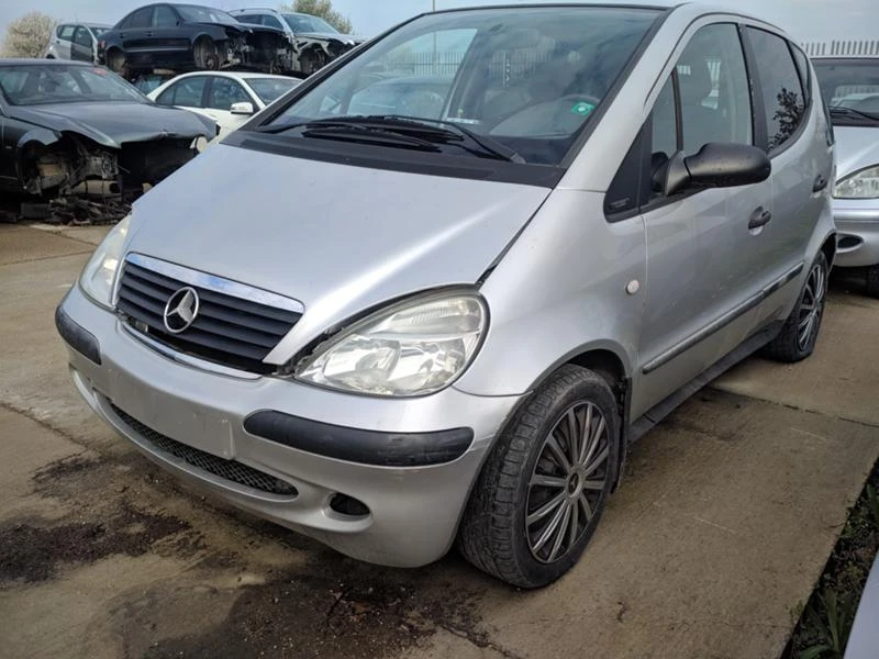 Mercedes-Benz A 160 CDI, снимка 2 - Автомобили и джипове - 32427911