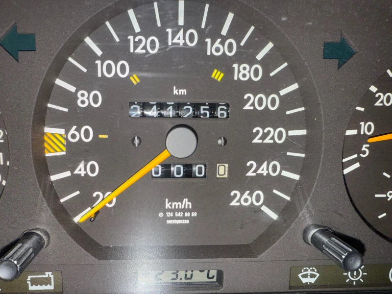 Mercedes-Benz 124 2.8i LPG - 14997 EUR - 34299311 | Car24.bg