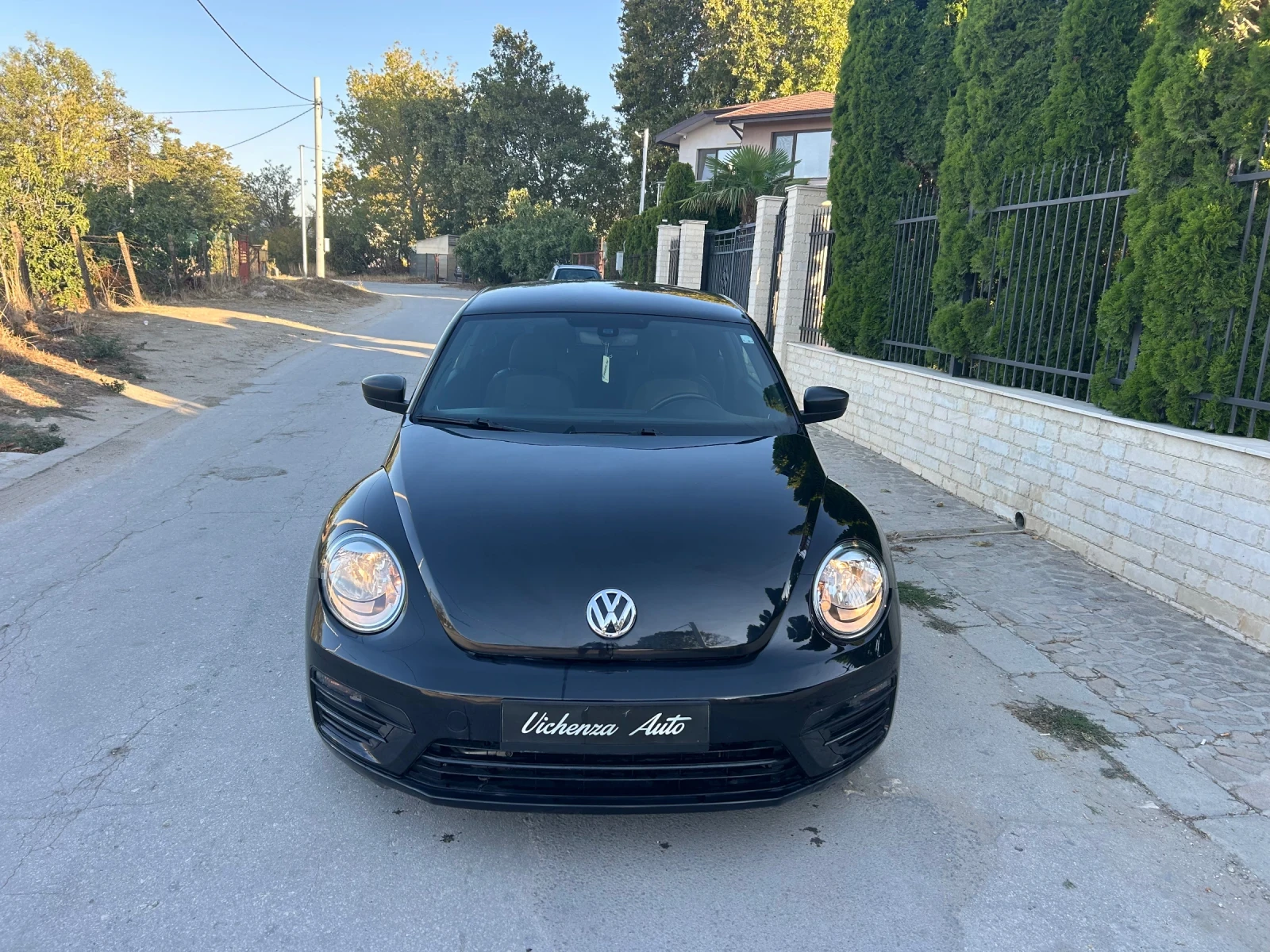 VW New beetle VW New Beetle1.8-170kc Avtomat na 49000km, снимка 1