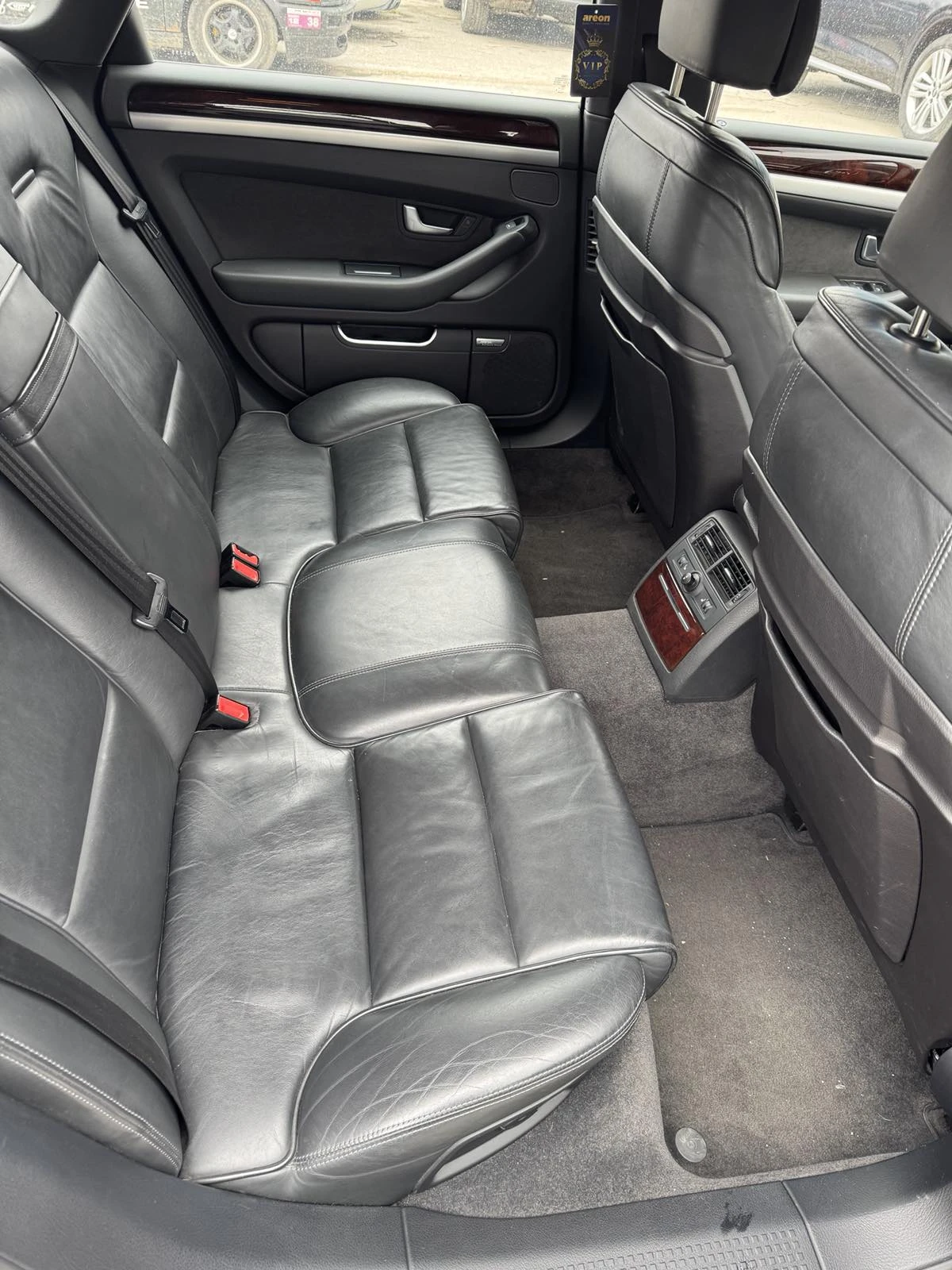 Audi A8  - изображение 5