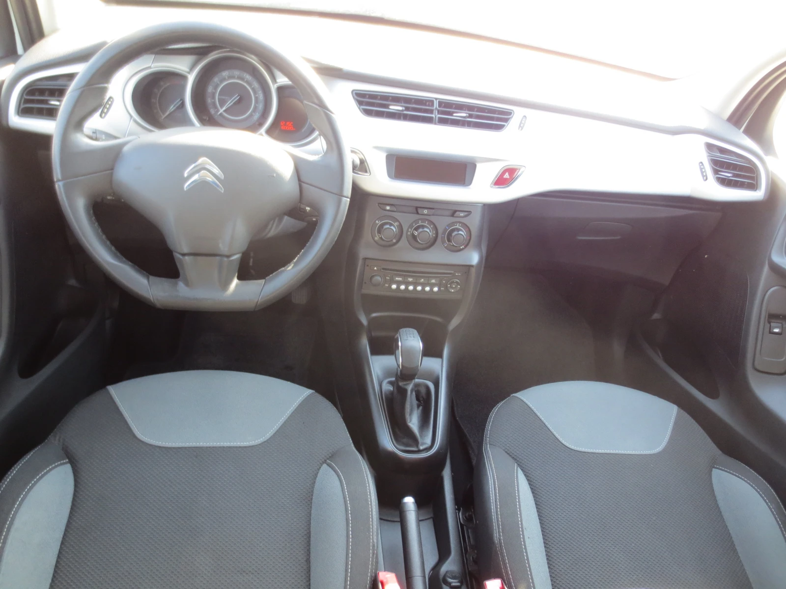 Citroen C3 1.4 HDI  | Mobile.bg — изображение 12