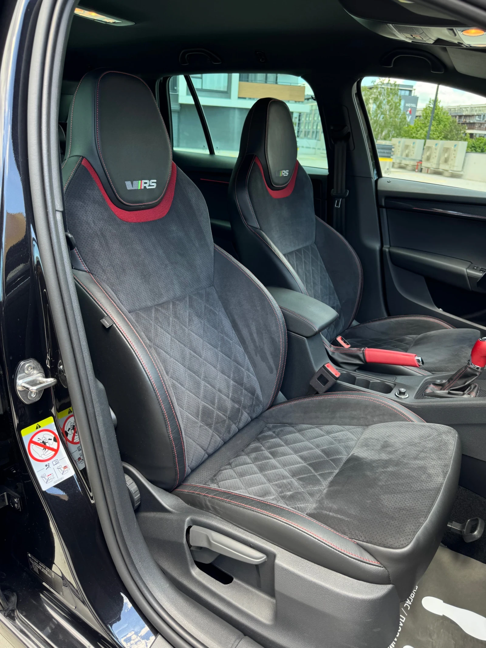 Skoda Octavia 2.0TDI VRS DSG6 - изображение 9