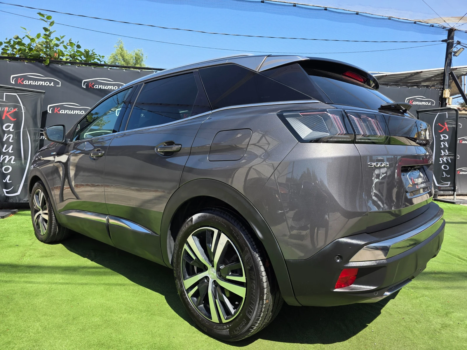 Peugeot 3008 GT PLUG-IN-HYBRID 225 - изображение 4