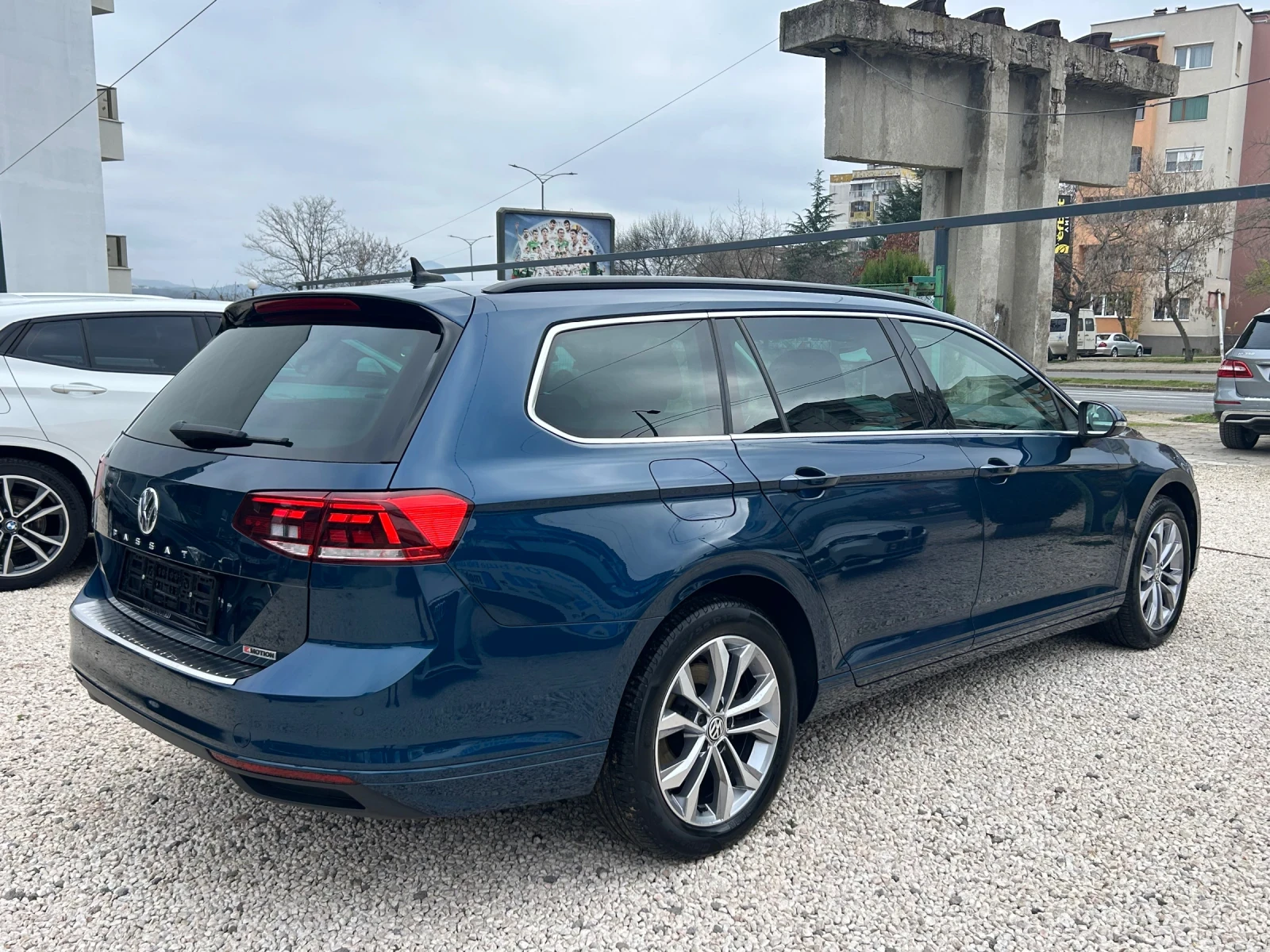 VW Passat 2.0 TDI DSG 4 MOTION - изображение 6