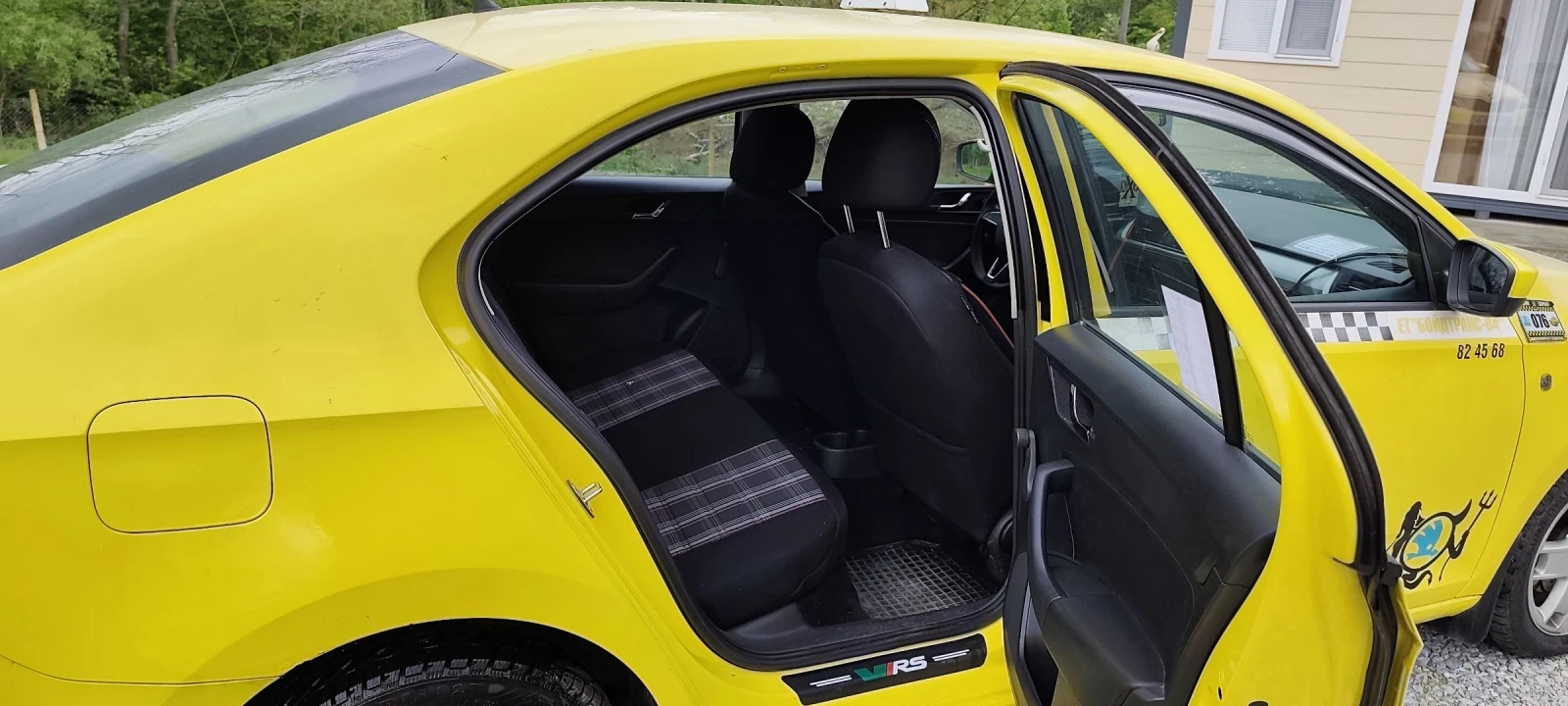 Skoda Rapid 1.2 mpi, снимка 11 - Автомобили и джипове - 54494420