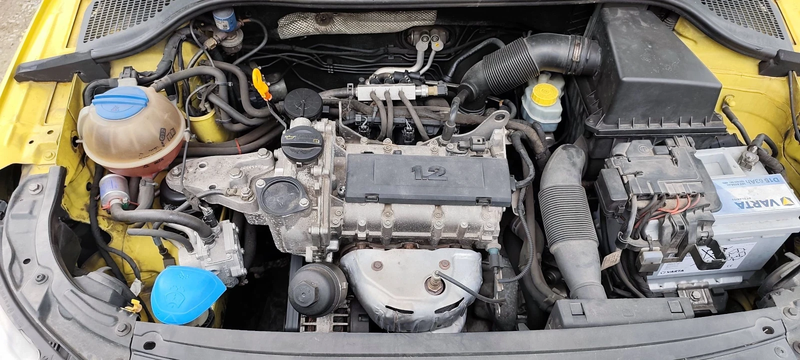 Skoda Rapid 1.2 mpi, снимка 13 - Автомобили и джипове - 54494420