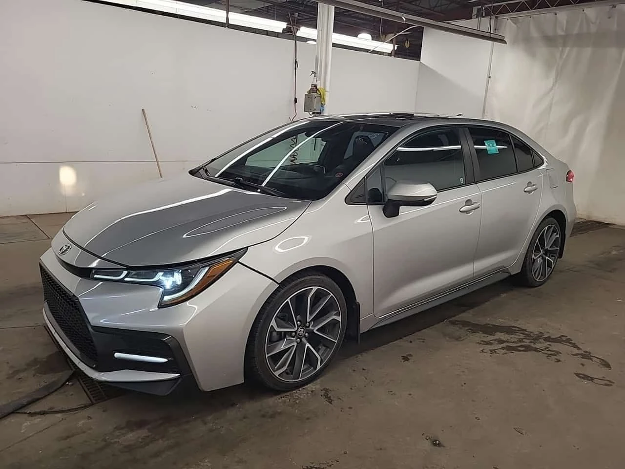 Toyota Corolla * XSE * ПОДГРЕВ* KEYLESS*  | Auto.bg — изображение 1