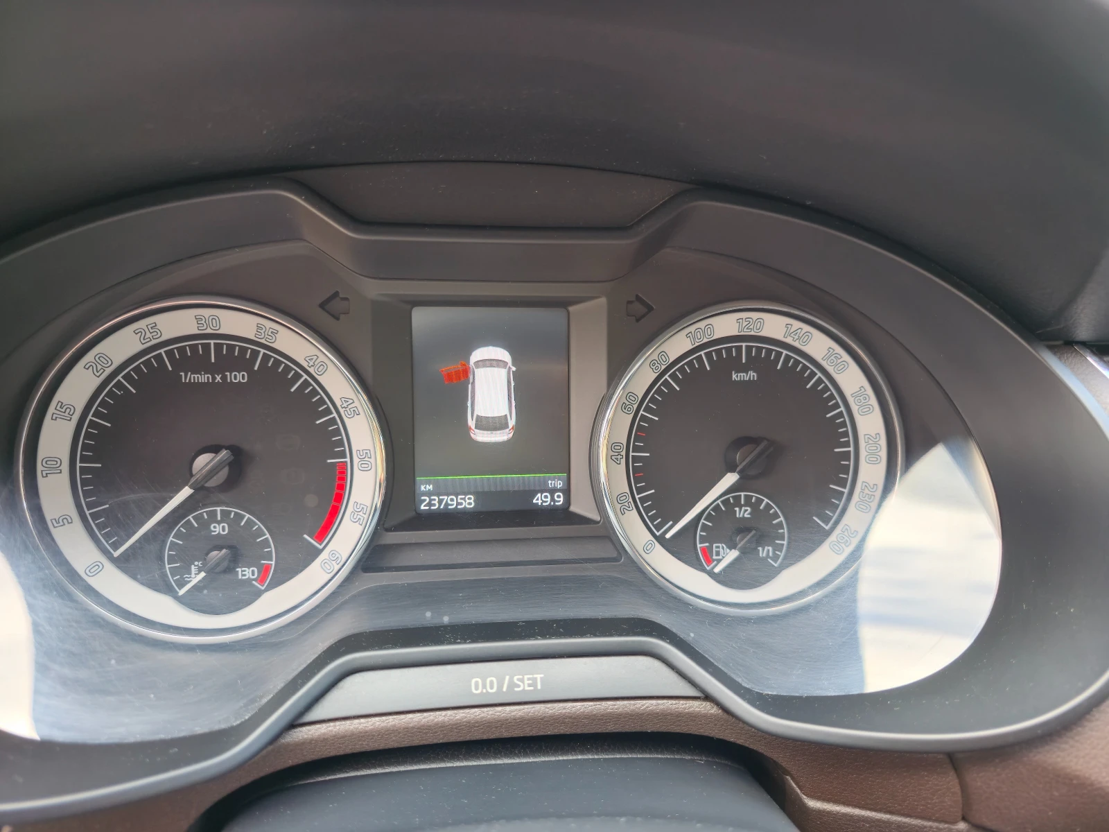 Skoda Octavia, снимка 6 - Автомобили и джипове - 53993922