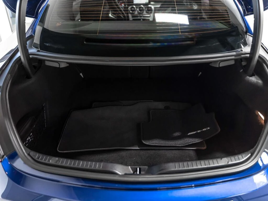 Mercedes-Benz C 63 AMG * * CARFAX * * АВТО КРЕДИТ * * , снимка 11 - Автомобили и джипове - 54004248