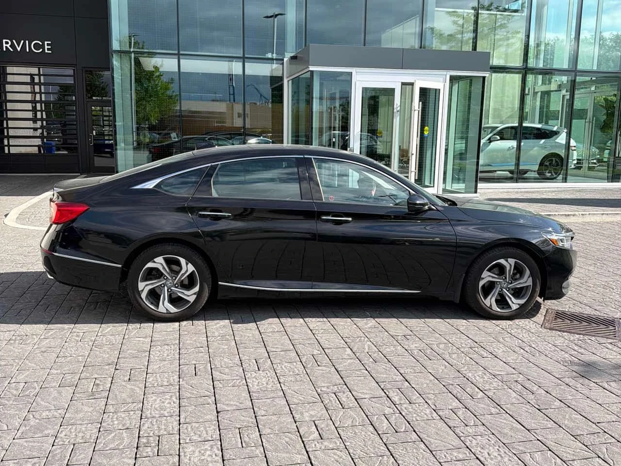 Honda Accord * EX L * АВТОКРЕДИТ БЕЗ ПЪРВОНАЧАЛНА ВНОСКА* , снимка 3 - Автомобили и джипове - 55080776