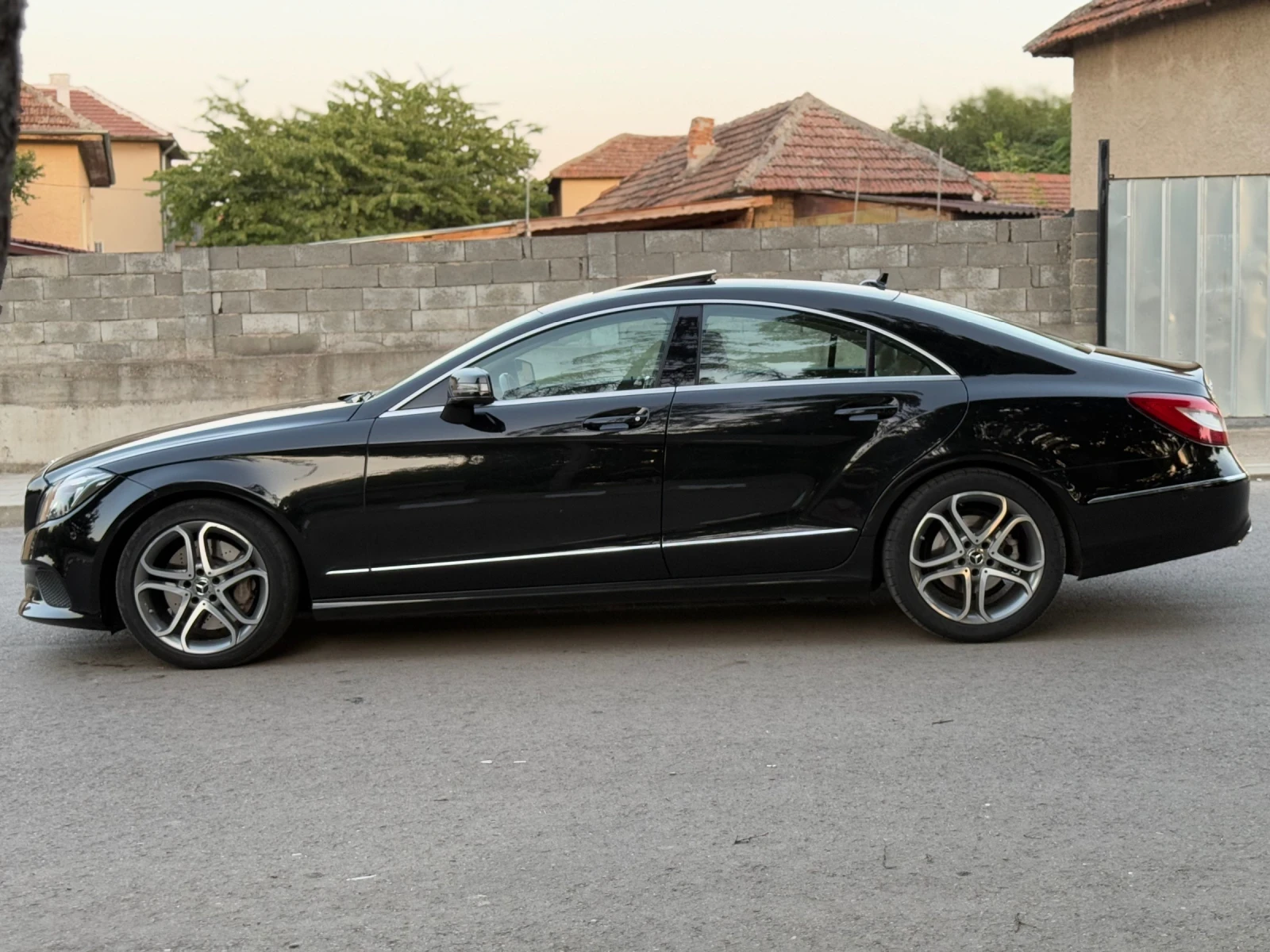 Mercedes-Benz CLS 400 4MATIC, снимка 6 - Автомобили и джипове - 55550361