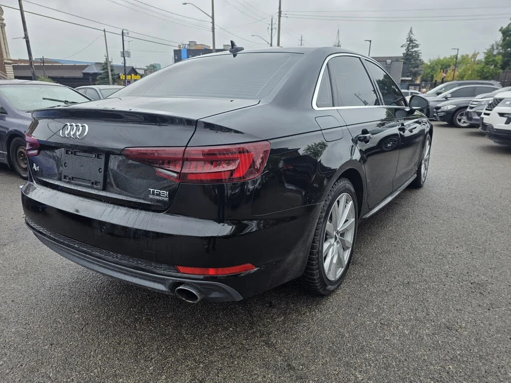 Audi A4 Quattro * S Pack * АвтоКредит * (ЦЕНА ДО БГ), снимка 3 - Автомобили и джипове - 55658144