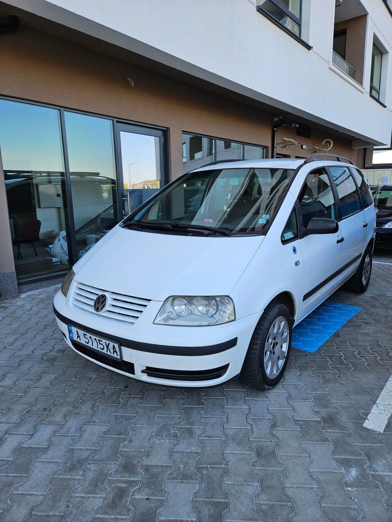 VW Sharan 1.9 tdi 2002г. 