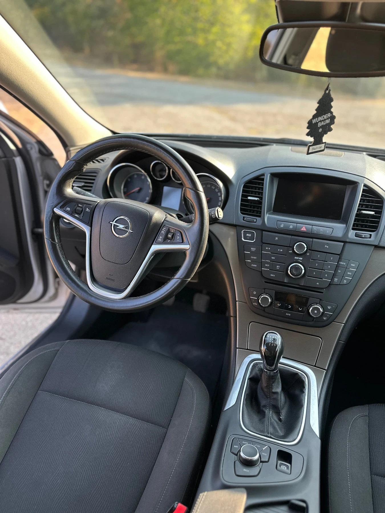 Opel Insignia, снимка 7 - Автомобили и джипове - 56213443