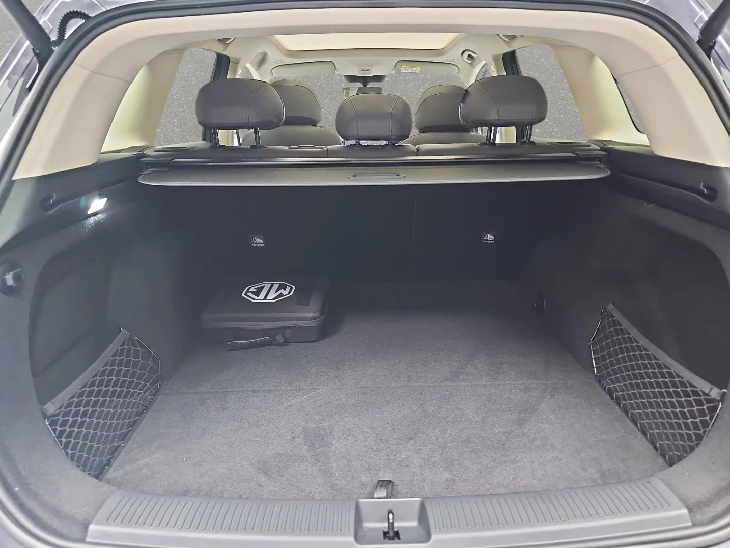 Mg S6 Luxury Long Range, снимка 15 - Автомобили и джипове - 56292994
