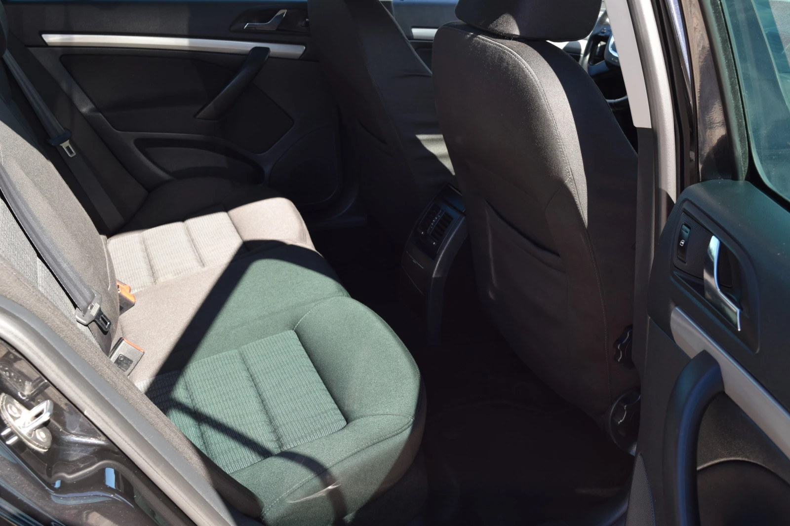 Skoda Octavia 1.6TDI* 105 kc* ���������* 185 �.��. | Mobile.bg � ����������� 14