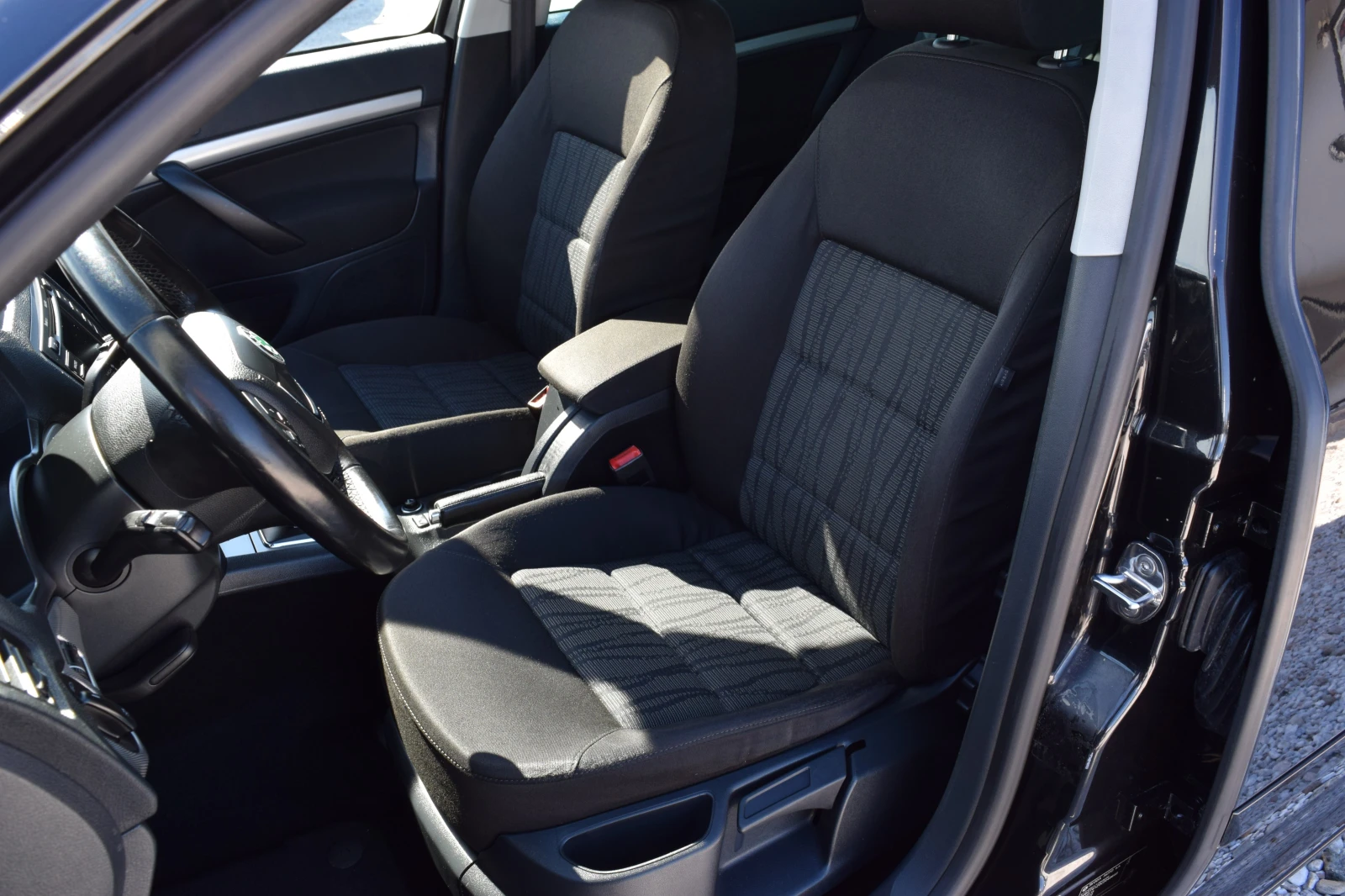 Skoda Octavia 1.6TDI* 105 kc* ���������* 185 �.��. | Mobile.bg � ����������� 10