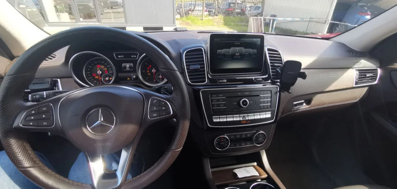 Mercedes-Benz GLE 350, снимка 2 - Автомобили и джипове - 44959158