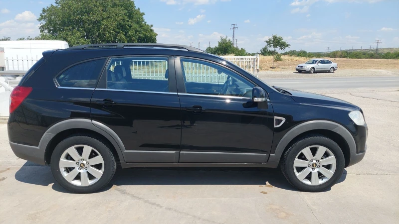 Chevrolet Captiva, снимка 7 - Автомобили и джипове - 52806759