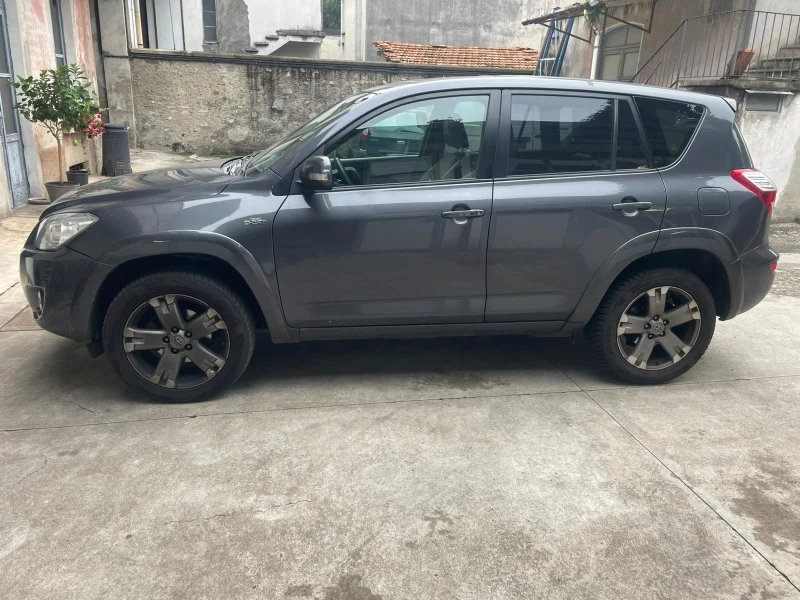 Toyota Rav4 Джип, снимка 2 - Автомобили и джипове - 52343613