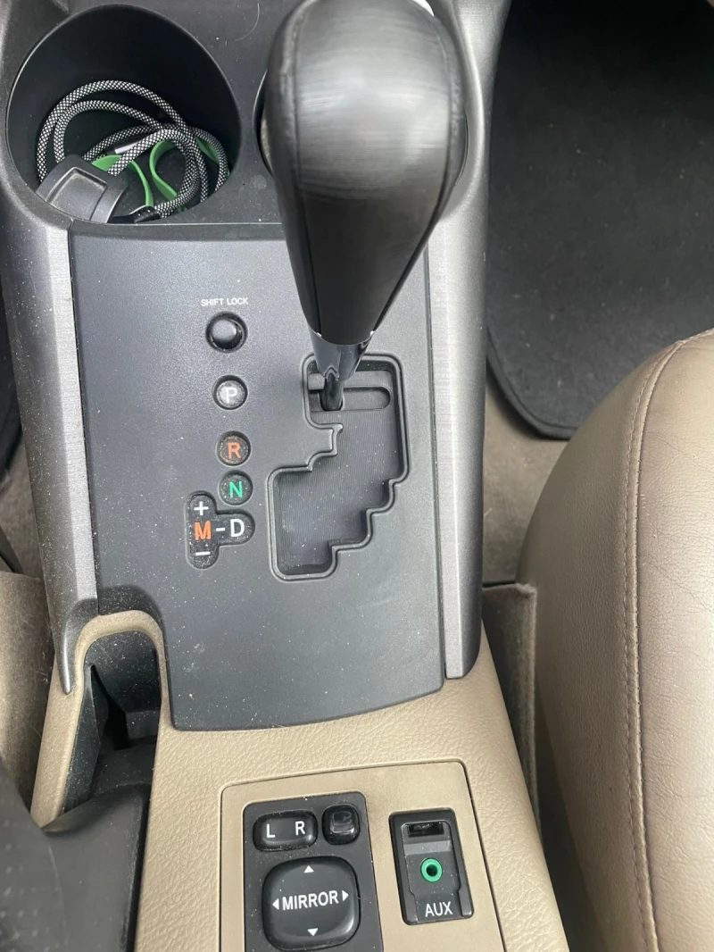 Toyota Rav4 Джип, снимка 9 - Автомобили и джипове - 52343613