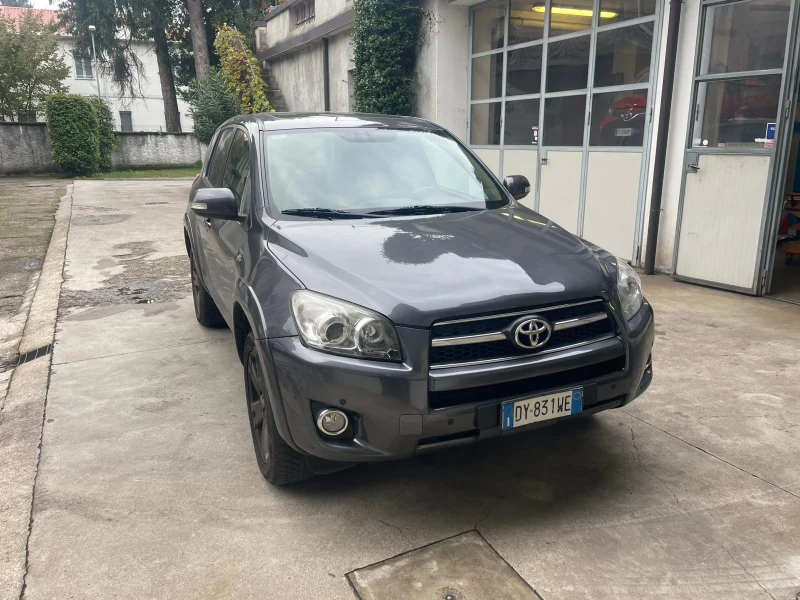 Toyota Rav4 Джип, снимка 4 - Автомобили и джипове - 52343613