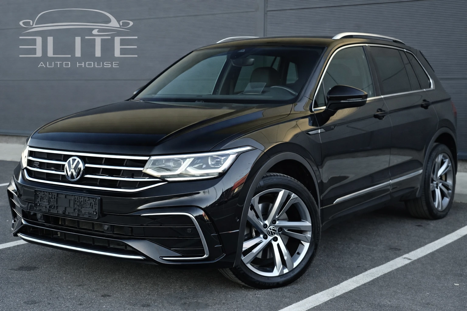 VW Tiguan 2.0TDI/3xR Line/4motion/Distronic/Camera/IQLED, снимка 1