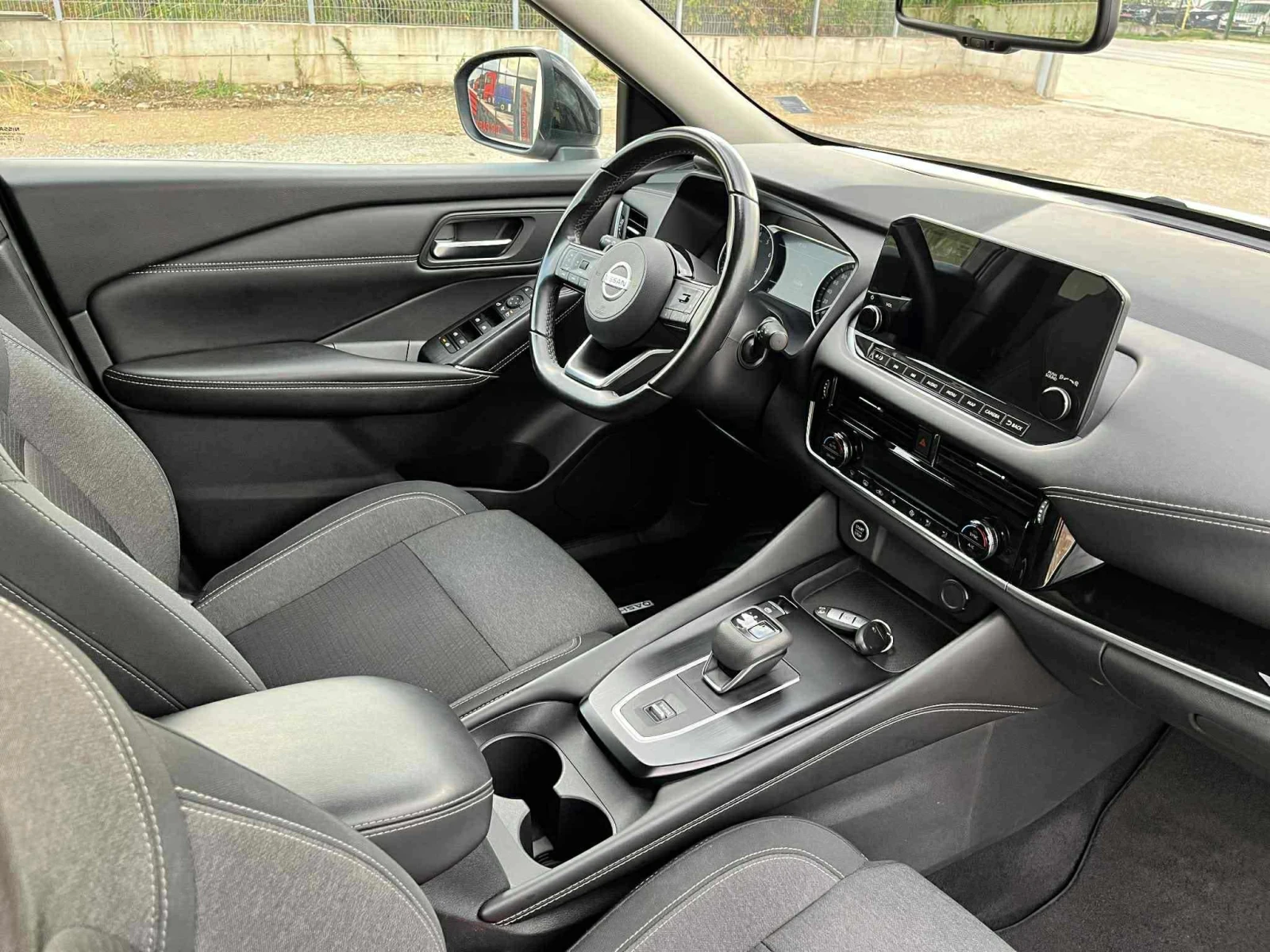 Nissan Qashqai 1.3 N-connecta Mild Hybrid - изображение 9