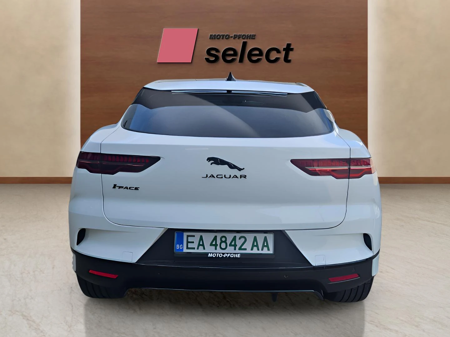 Jaguar I-Pace EV 90kWh - изображение 6
