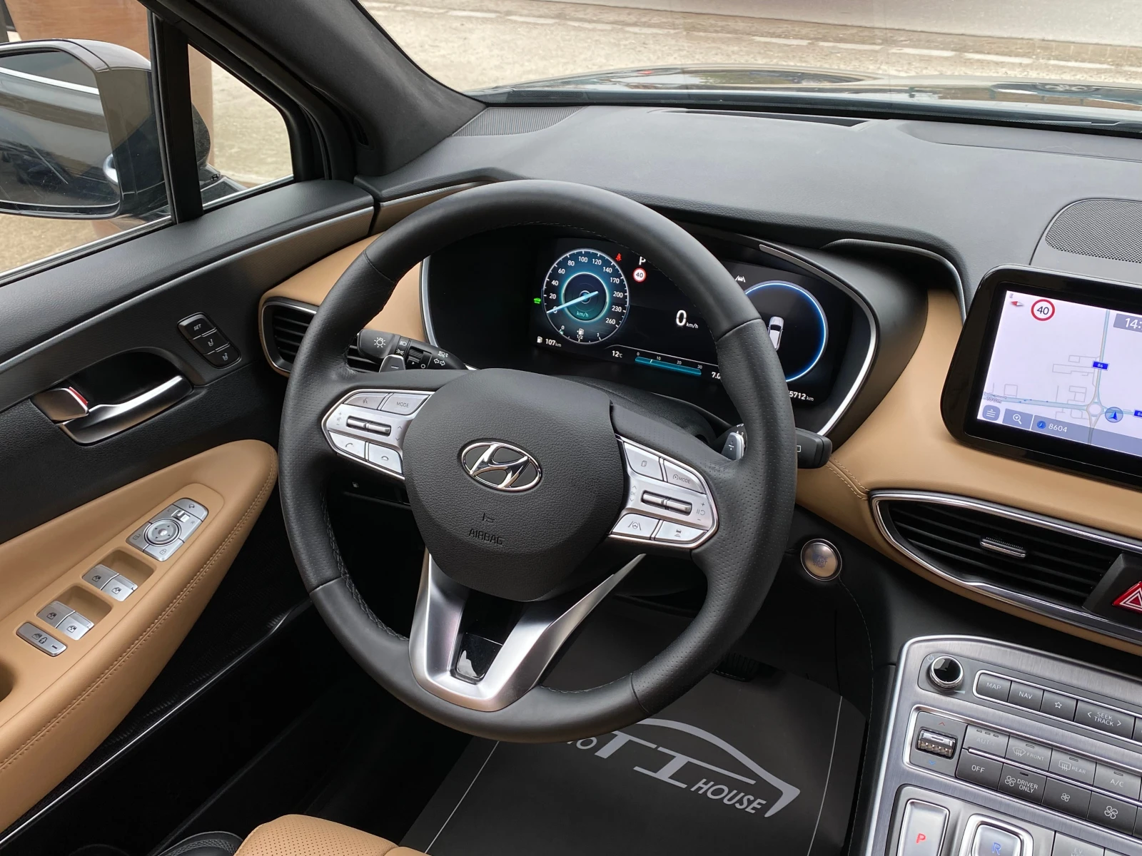 Hyundai Santa fe Plug-in Hybrid* Signature* 55712KM* FULL* 4WD*  | Mobile.bg   13