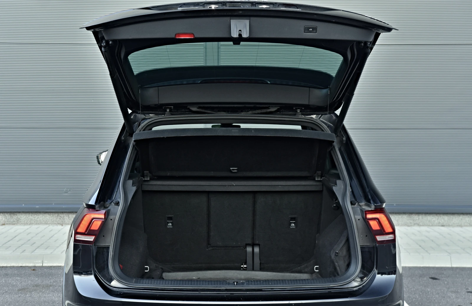 VW Tiguan 2.0TDI/3xR Line/4motion/Distronic/Camera/IQLED | Mobile.bg   17