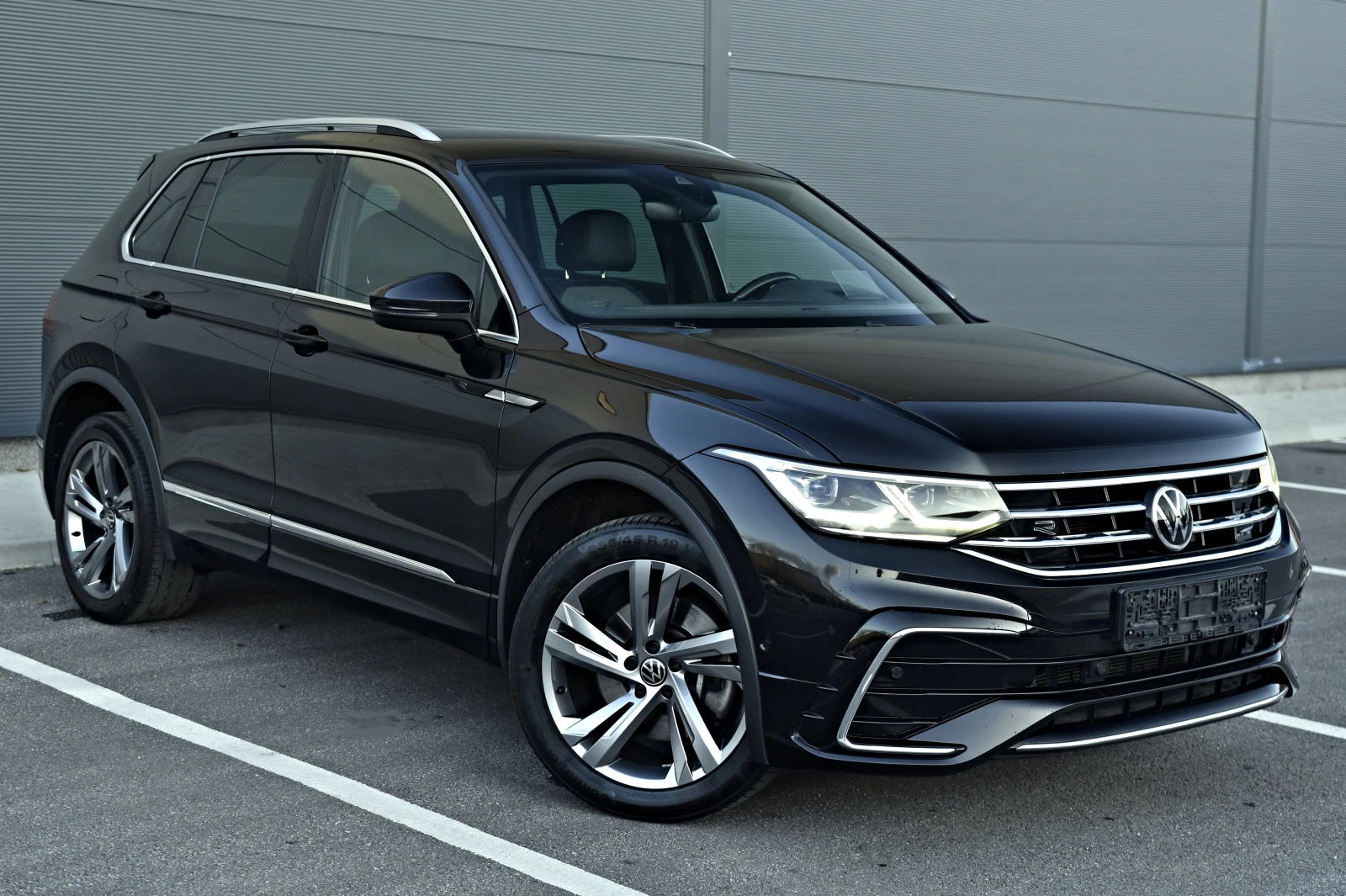 VW Tiguan 2.0TDI/3xR Line/4motion/Distronic/Camera/IQLED | Mobile.bg   3