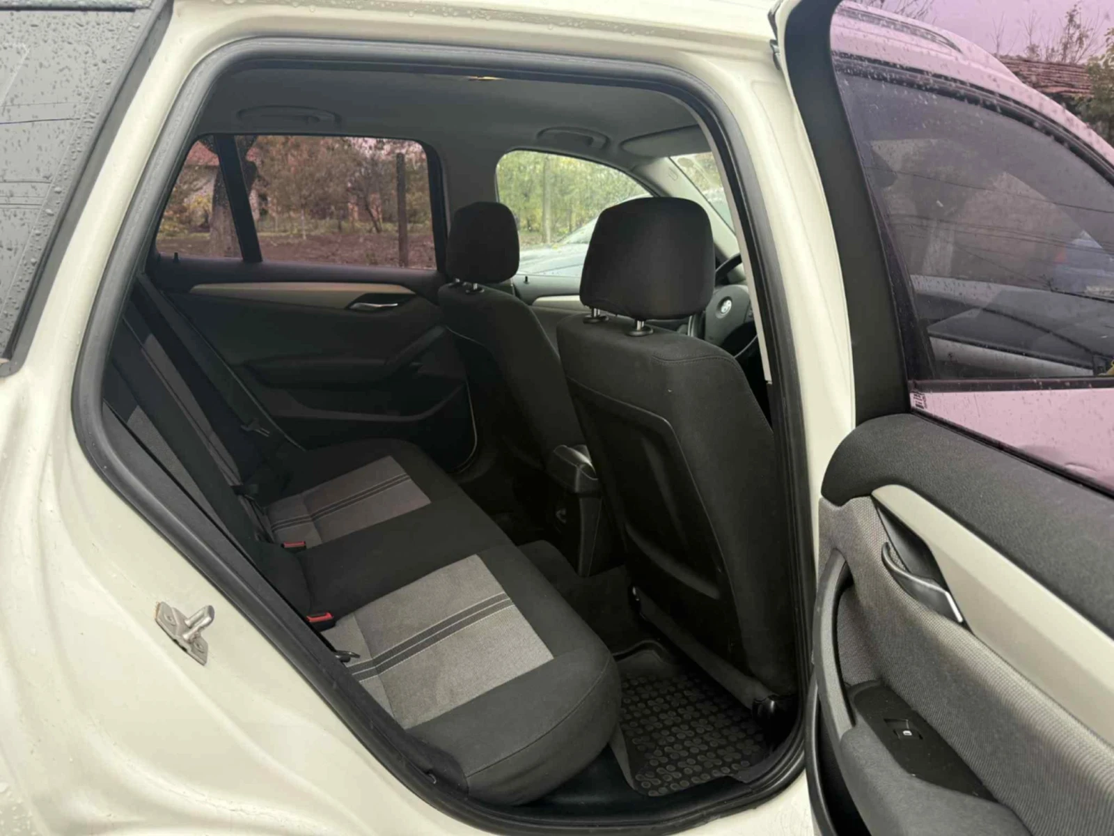 BMW X1 2.0d xDrive 177ps 2011  | Mobile.bg � ����������� 12