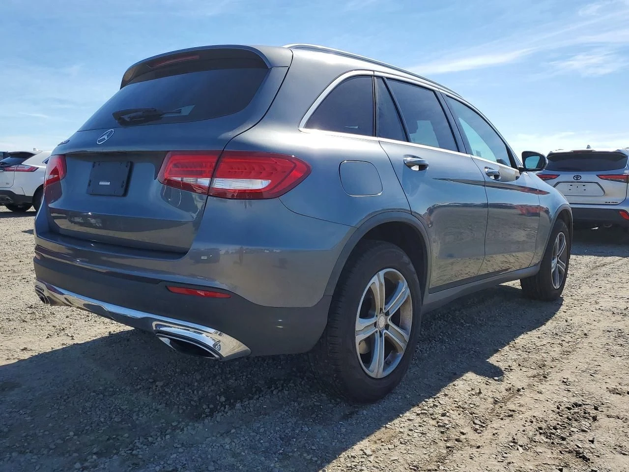Mercedes-Benz GLC, снимка 3 - Автомобили и джипове - 54051392