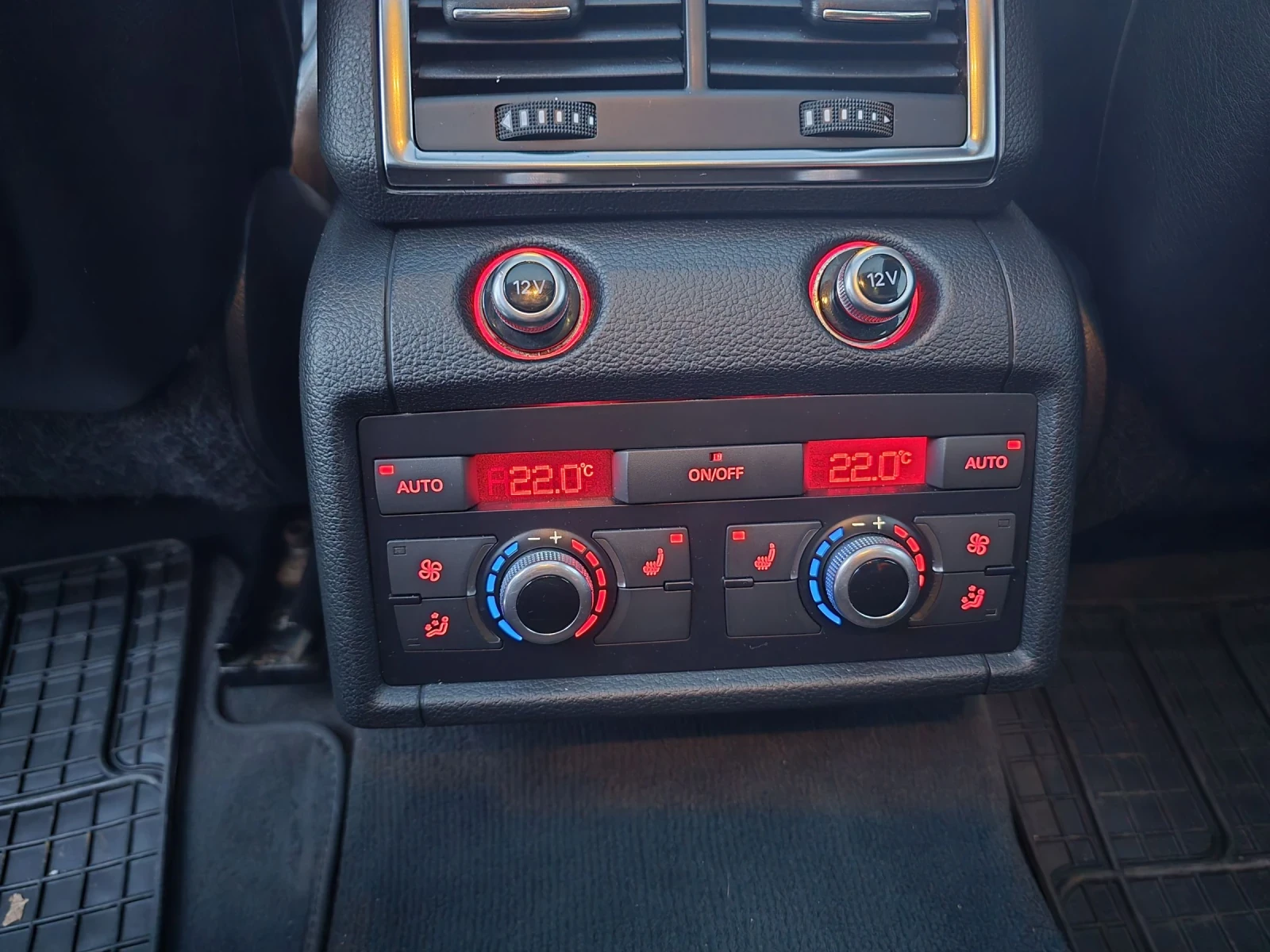 Audi Q7 4.2 TDI Face , снимка 11 - Автомобили и джипове - 54403110