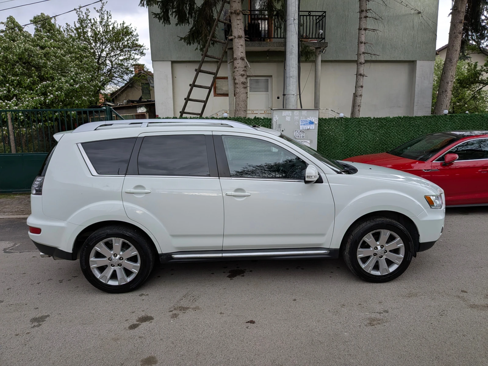 Mitsubishi Outlander XL* 7МЕСТА* AUTO* КОЖА* NAVI* 4X4* XENON* CAMERA* , снимка 5 - Автомобили и джипове - 54488206