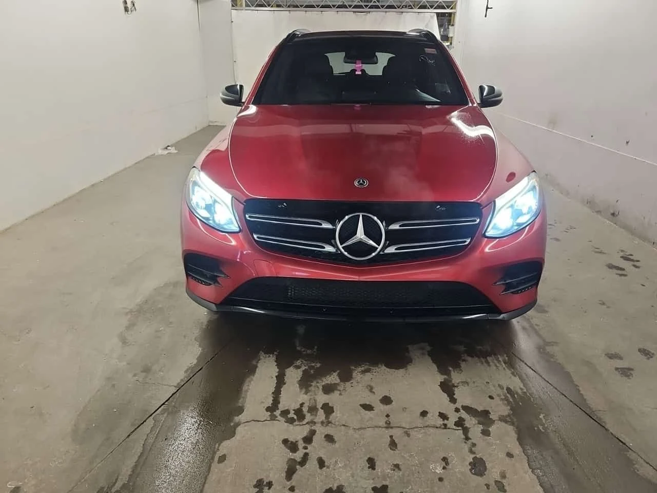 Mercedes-Benz GLE 300 AMG Line * CARFAX * , снимка 2 - Автомобили и джипове - 55300717