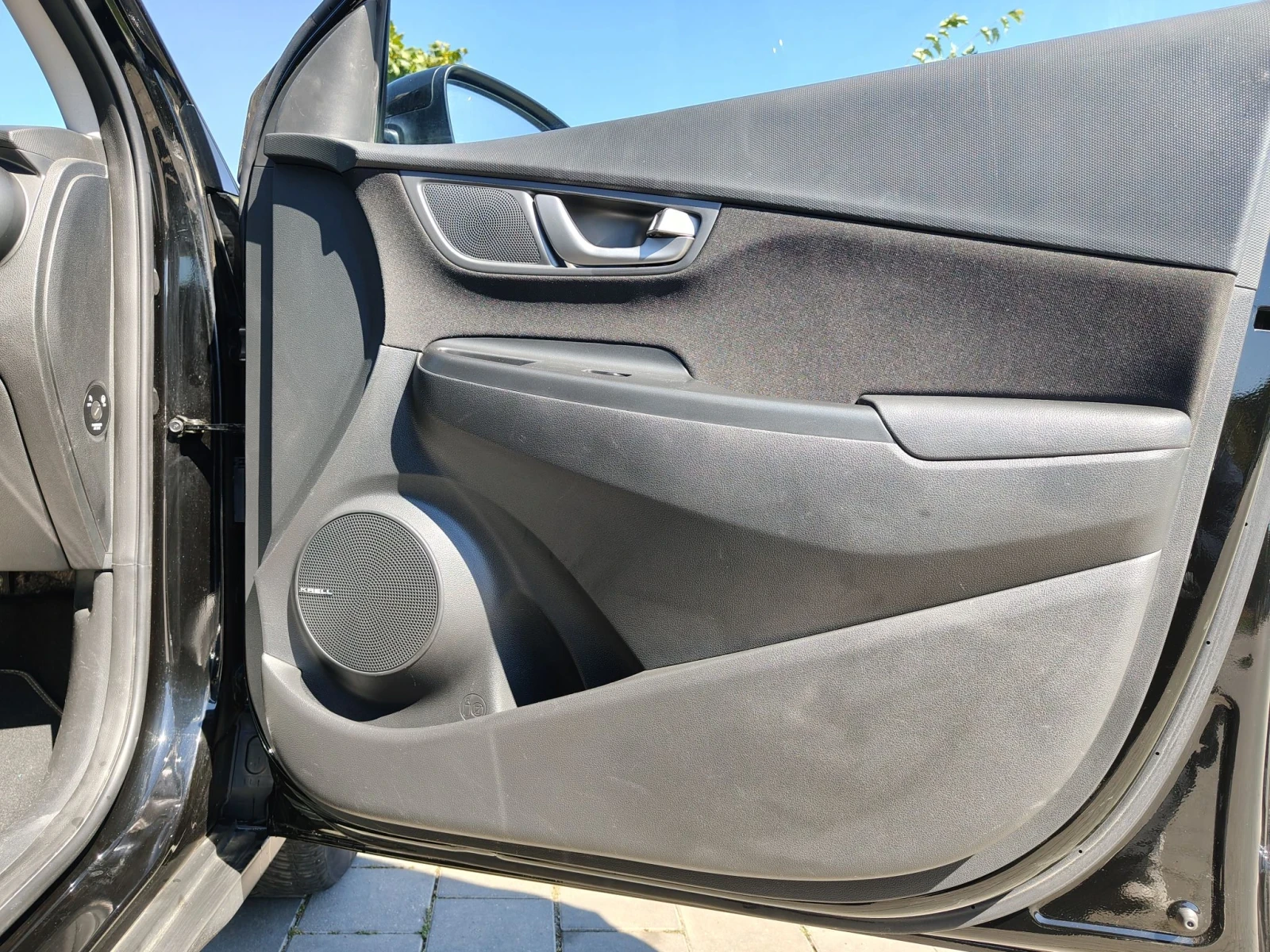 Hyundai Kona 1.6 Crdi , снимка 11 - Автомобили и джипове - 56073070
